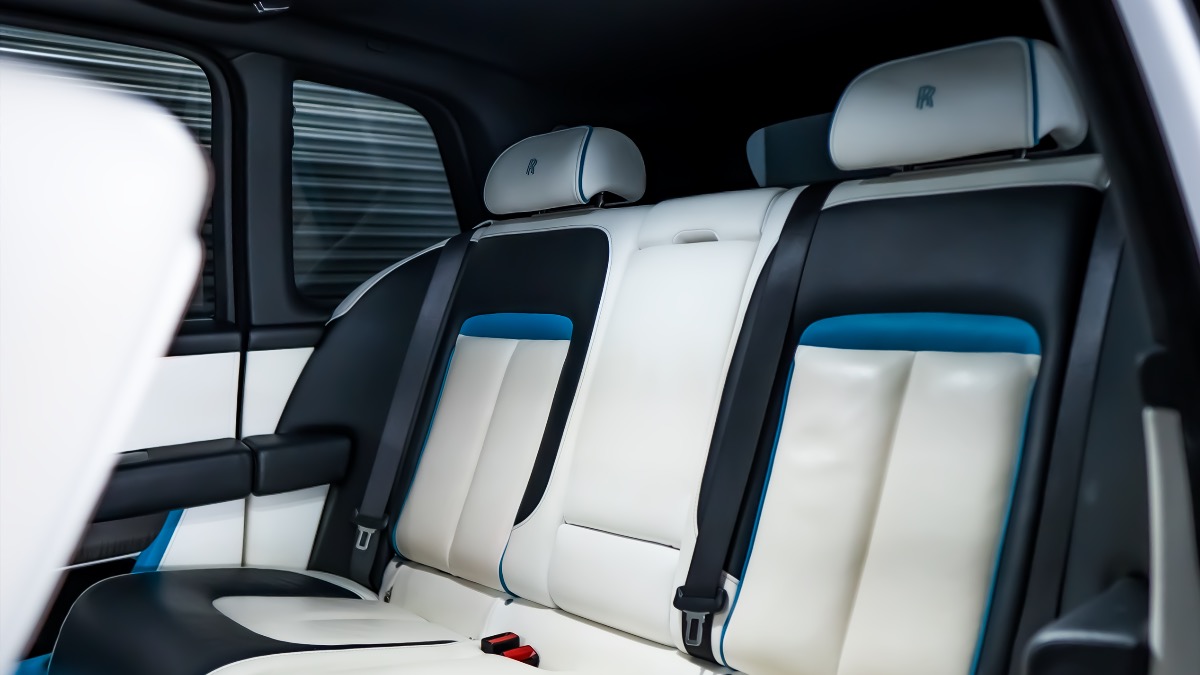 2021 Rolls-Royce Cullinan Image 12